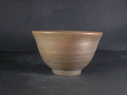 備前焼　備前焼中堅作家　竹内　靖之（山本）　最新作金彩・焦げ茶のゴマ飯茶碗１