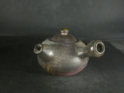 備前焼　登窯　備前焼中堅作家　竹内　靖之（山本）　最新作黄・青ゴマ横手急須１