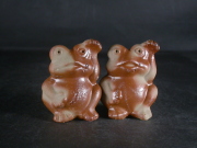 備前焼　備前焼中堅作家　片岡　聖観　小振りな緋襷カエル２個組１