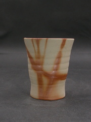 処分品　備前焼　備前焼中堅作家　片岡　聖観　緋襷ビール他グラス４９