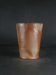 処分品　備前焼　登窯　備前焼中堅作家　片岡　聖観　緋襷ビール他グラス５６