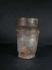 備前焼　穴窯　備前焼物故作家　前嶋　五一郎　自然桟切と黄・焦げ茶のゴマ花入２７