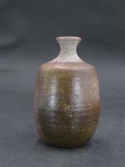 備前焼　登窯　岡山県無形文化財　松井　輿之　共箱付き緋襷・黄ゴマ徳利１９