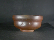 月間特価品　備前焼　登窯　岡山県無形文化財　故伊勢崎　満　黄ゴマ抹茶茶碗１