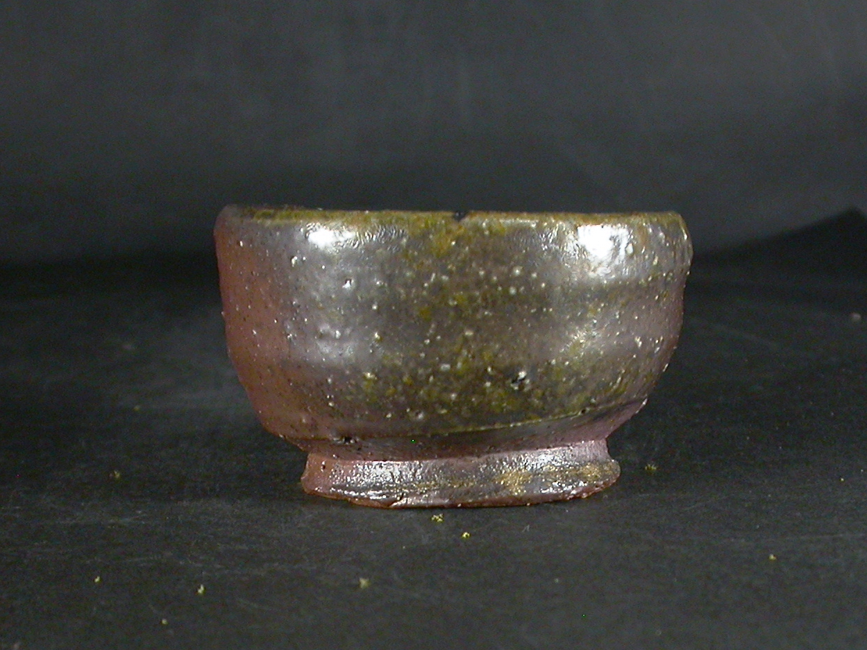 備前焼　登窯　備前市無形文化財　小山　末広　共箱付き黄ゴマぐい呑１