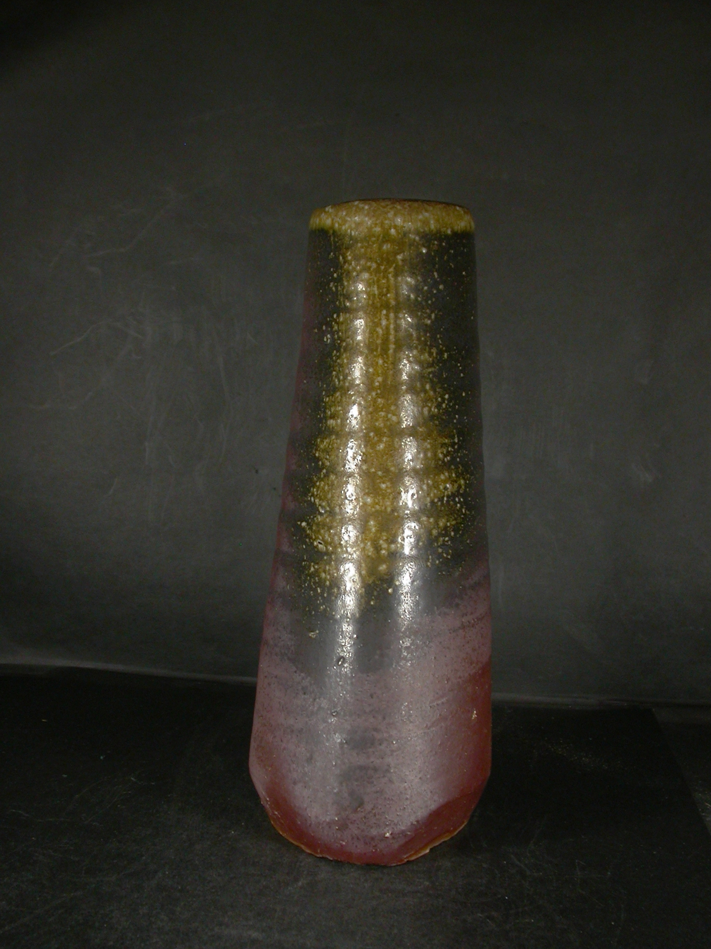 備前焼　登窯　岡山県無形文化財　山本　出　共箱付き黄ゴマ三方花入２