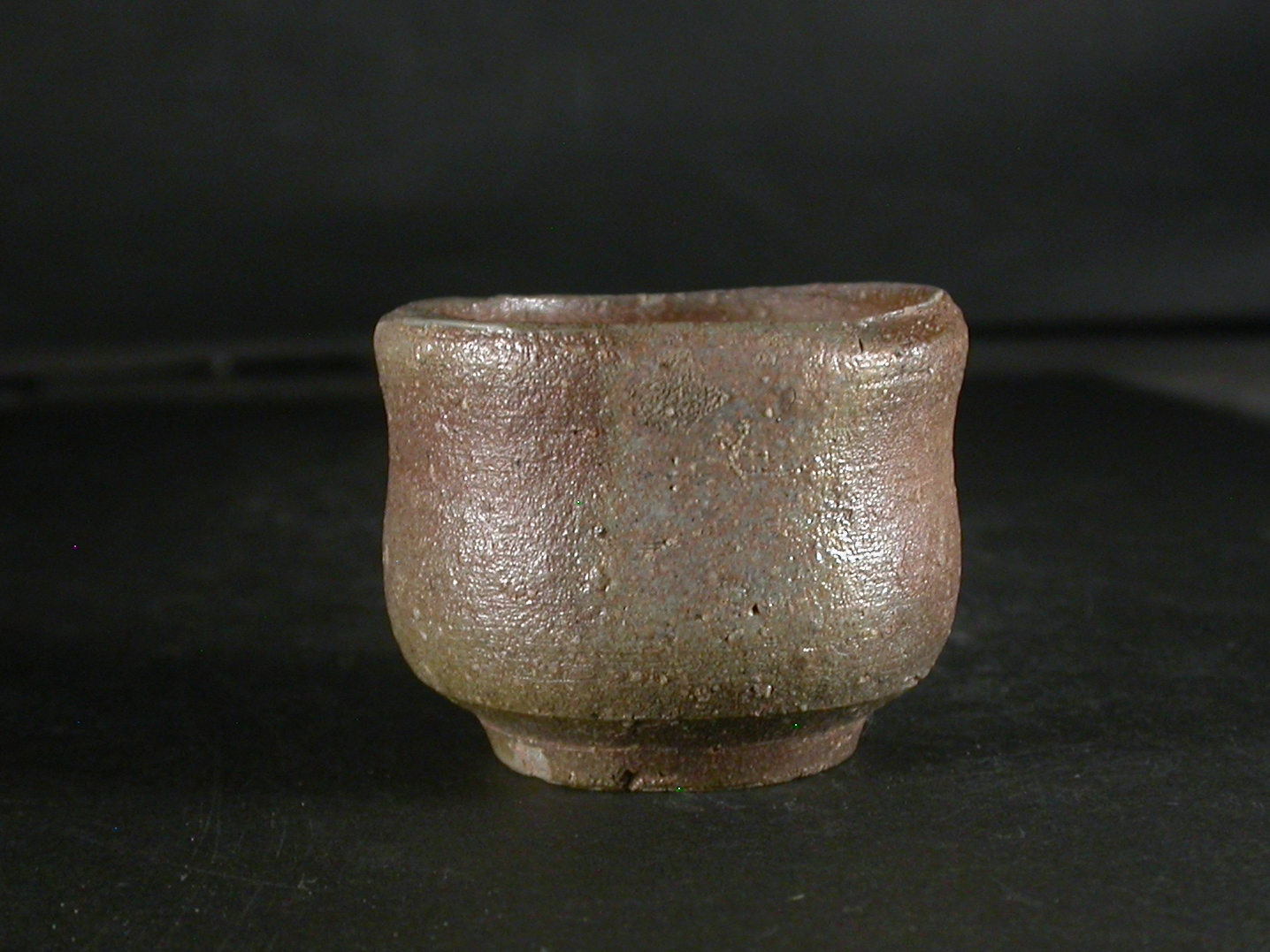 処分品　備前焼　登窯　岡山県無形文化財　松井　輿之　黄ゴマぐい呑４