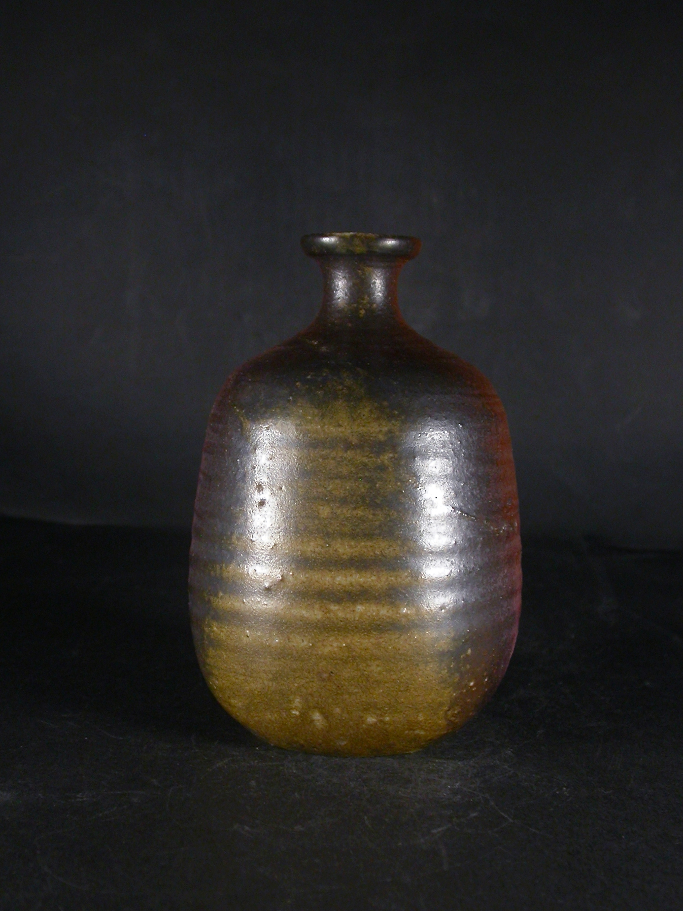 備前焼　登窯　岡山県無形文化財　山本　出　共箱付き緋襷徳利６