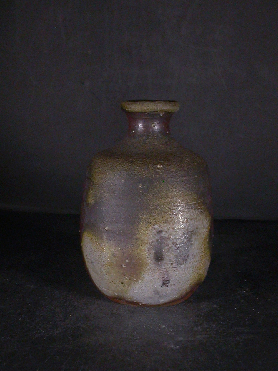 備前焼　登窯　岡山県無形文化財　故４代松田　華山　四方桟共箱付き桟切・黄ゴマ扁壺徳利１２