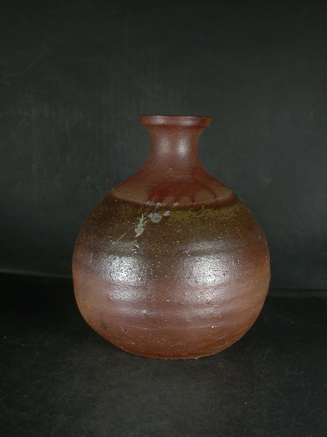 備前焼　登窯　備前市無形文化財　柴岡　紘一　１．１升共箱付き緋襷・黄ゴマ焼酎保存用蕪大徳利・花入３