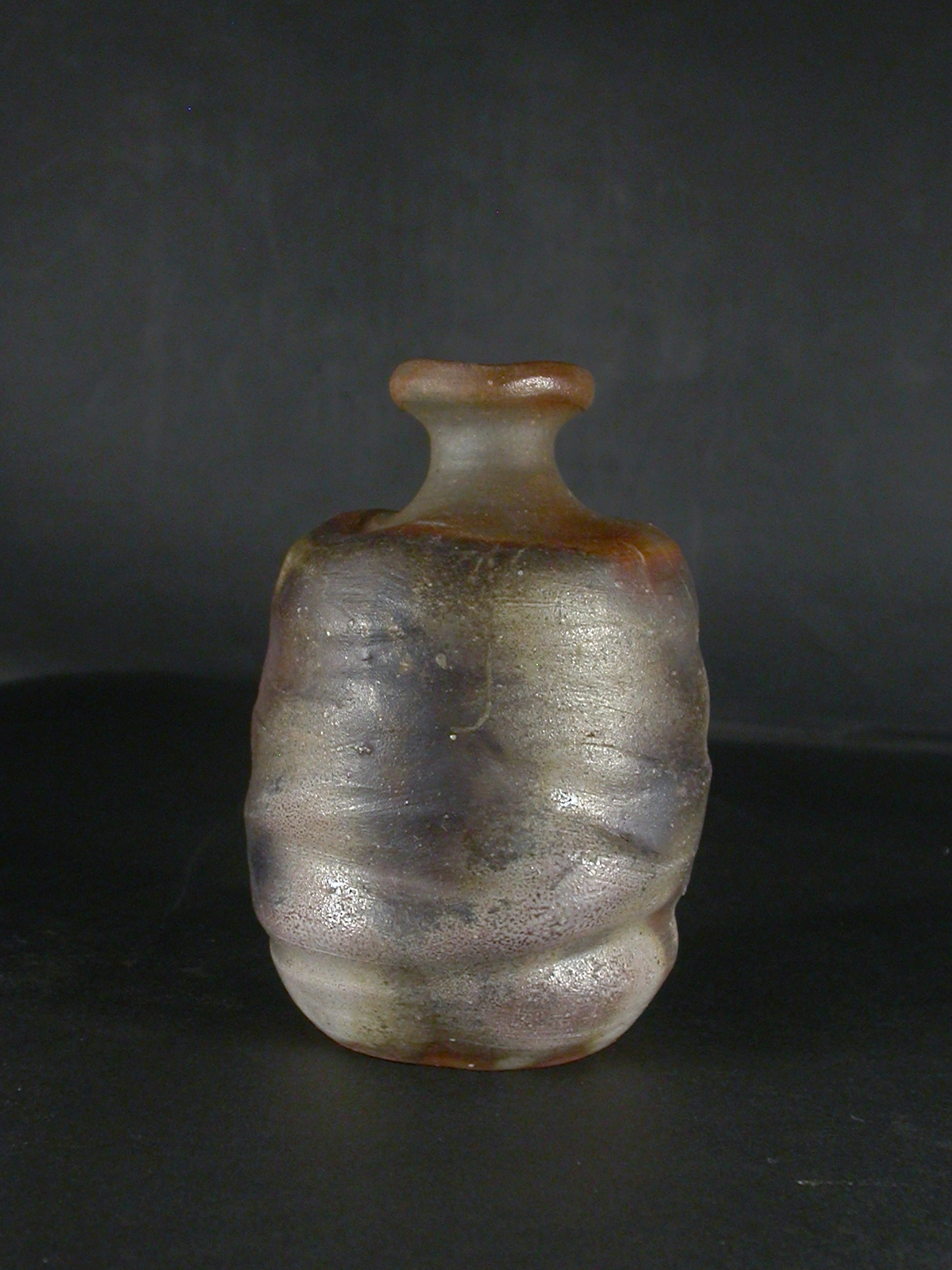 備前焼　登窯　備前市無形文化財　佐藤　苔助　共箱付き桟切徳利１９