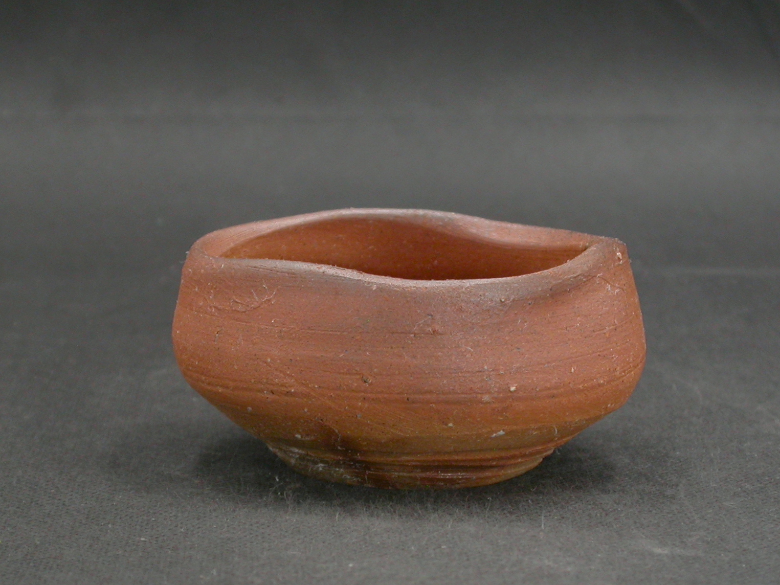 備前焼　登窯　備前焼若手作家　中村　和樹　最新作焦げ茶のゴマ緋湯椀・大振りな緋ぐい呑１