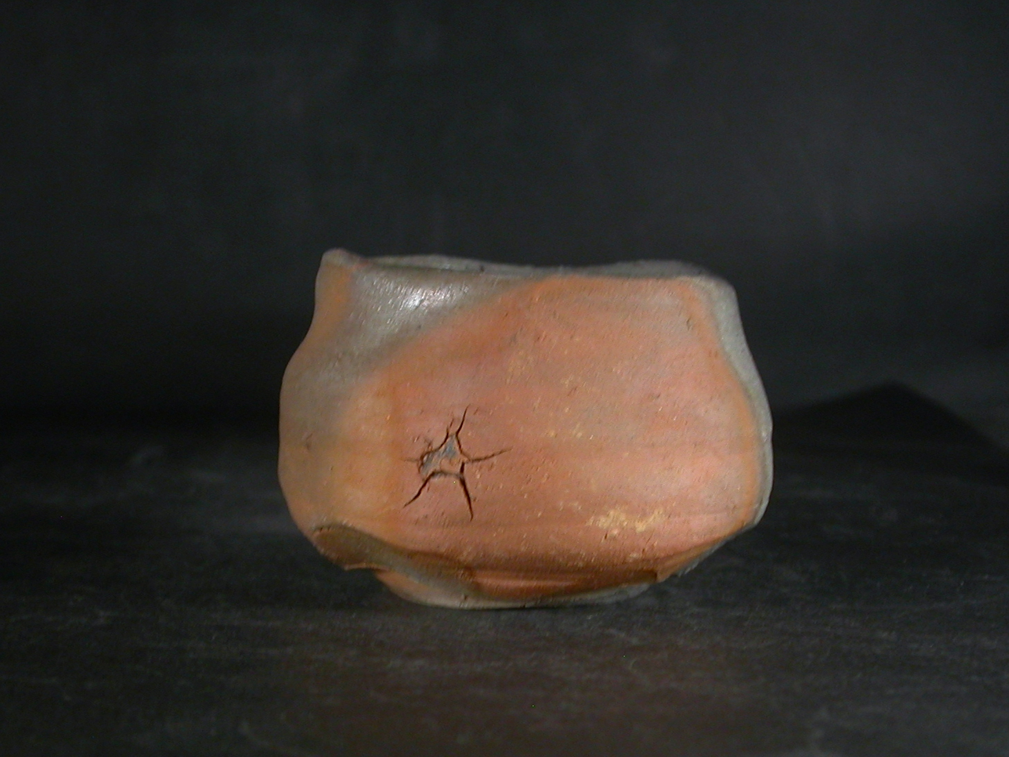 備前焼　登窯　備前焼若手作家　中村　和樹　最新作共箱付き緋窯変石噛みぐい呑９