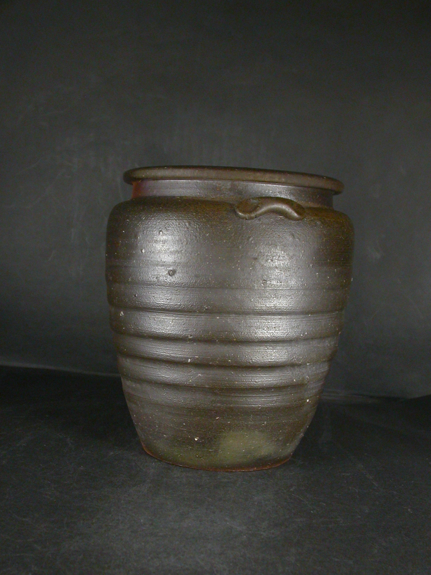 月間特価品　備前焼　登窯　備前焼中堅作家　柴田　善博　黄ゴマ水指・双耳壷５