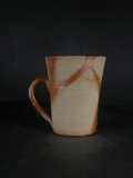 処分品　備前焼　備前焼中堅作家　片岡　聖観　 緋襷手付きカップ・ビアジョッキ１６