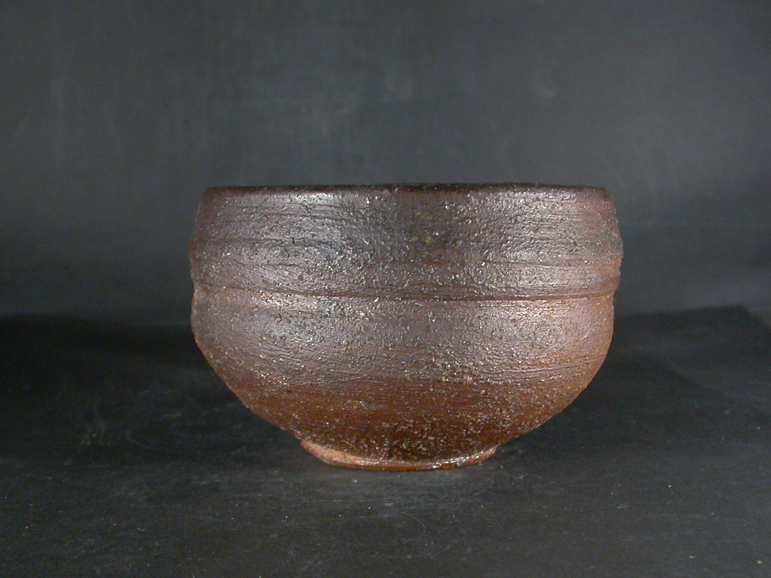 備前焼　穴窯　備前焼物故作家　小山　日出男　伊部手黄ゴマ荒土抹茶茶碗１９