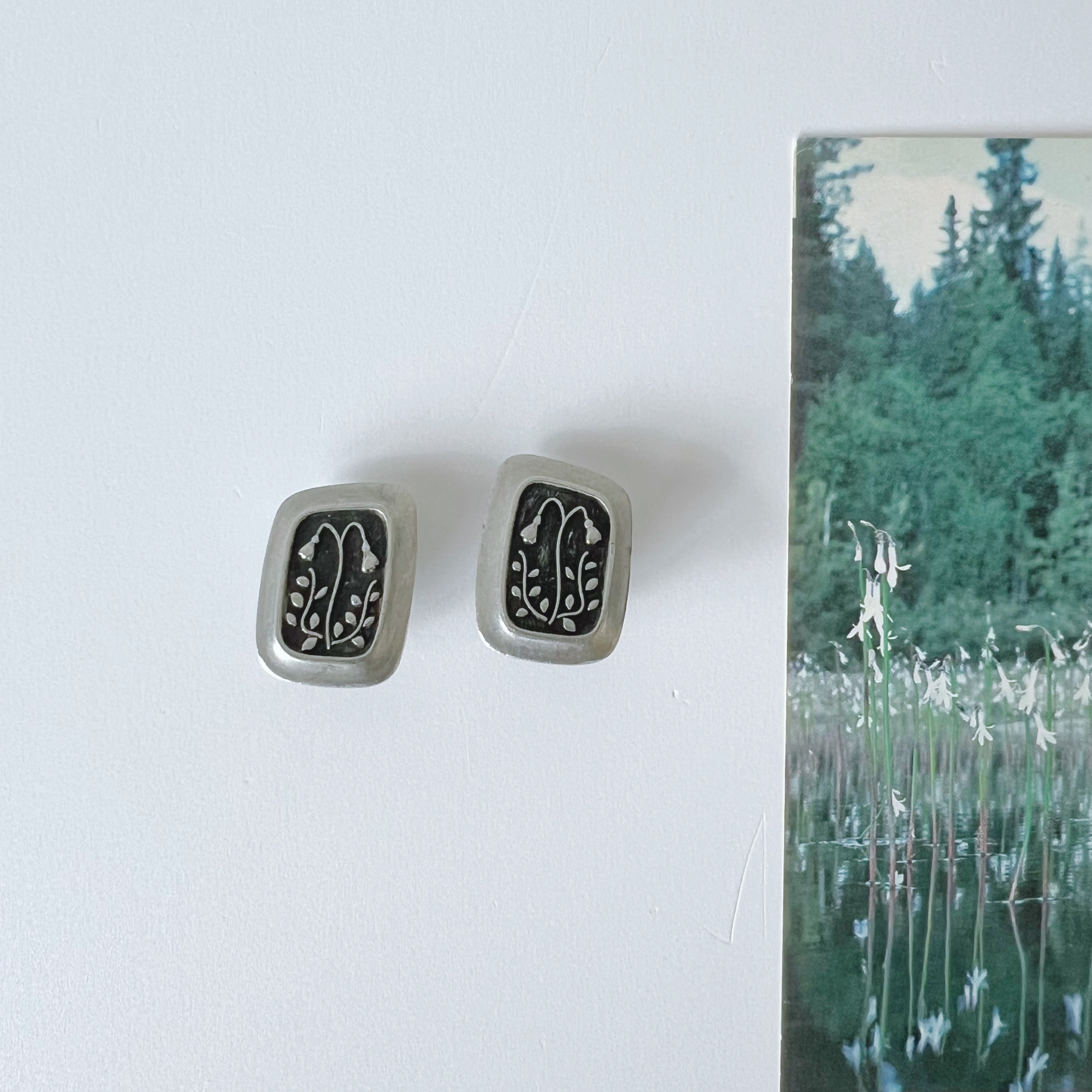 ヴィンテージ　ピューターイヤリング　リンネ草