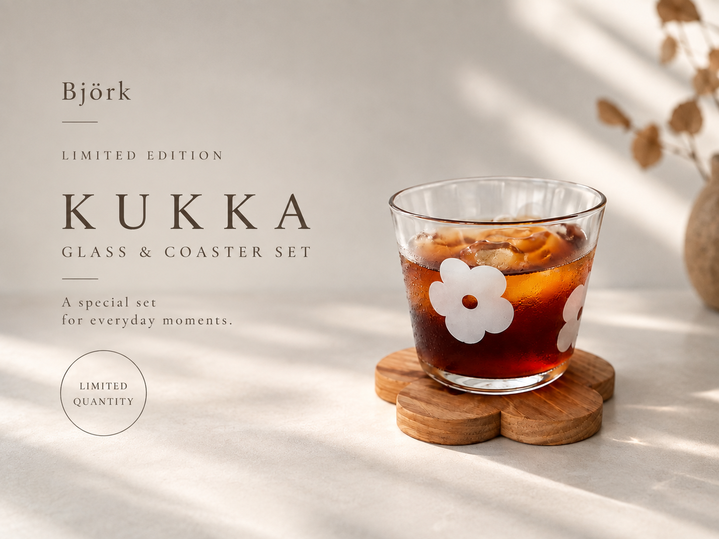【新品】Bjork KUKKA木製 フラワー掛時計 ウォールナット 北欧雑貨のビヨルク