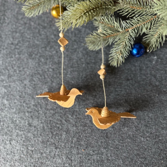 白樺　鳥のオーナメント