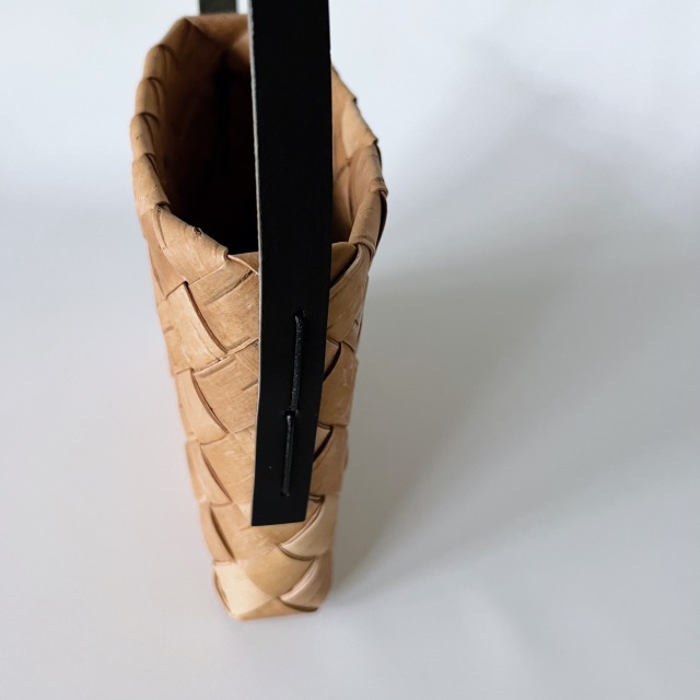 白樺バッグ　革ショルダー 白樺ショルダーバッグ 革/ブラック