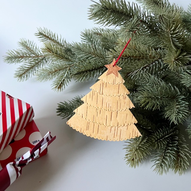 白樺のフラット　ツリーオーナメント