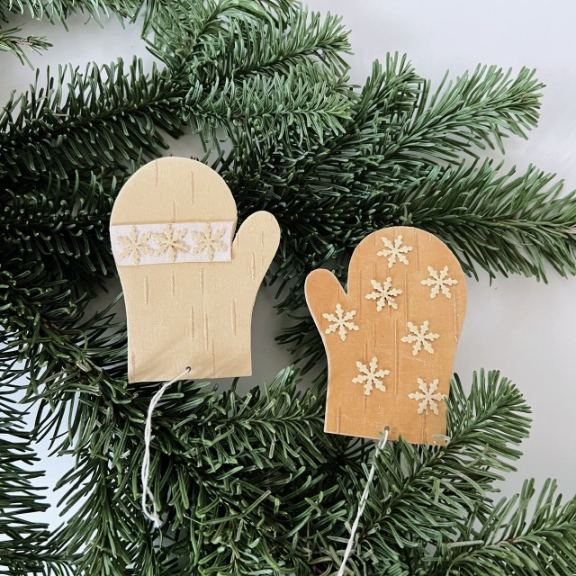 白樺のミトンオーナメント　白