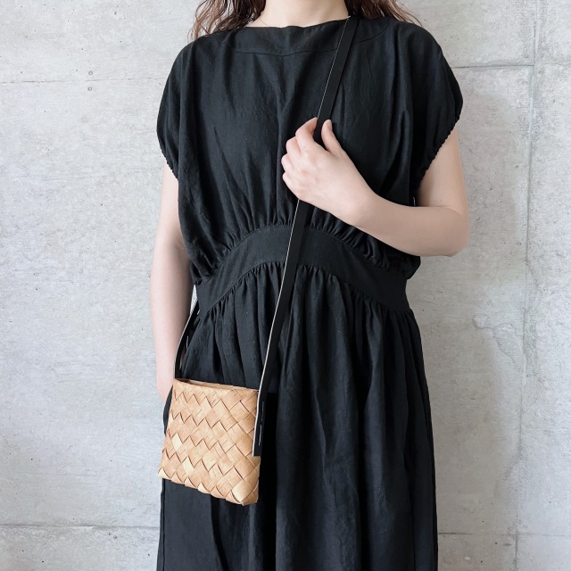 白樺ショルダーバッグ 革/ブラック