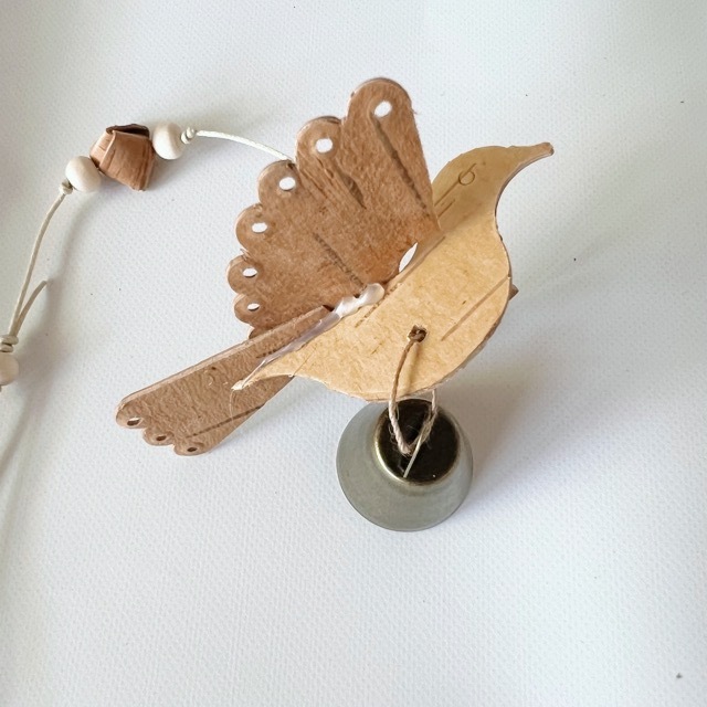 鳥のベル ／ オーナメント 白樺の鳥 ベル付きオーナメント