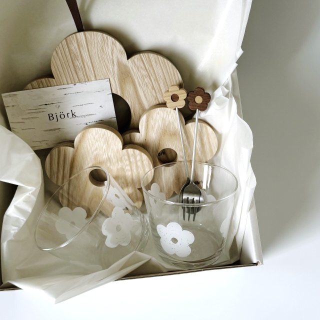 母の日ギフトセット（KUKKAフリーカップ２・ロゴ入りコースターせん２・ポットマット・フォーク＆スプーン）