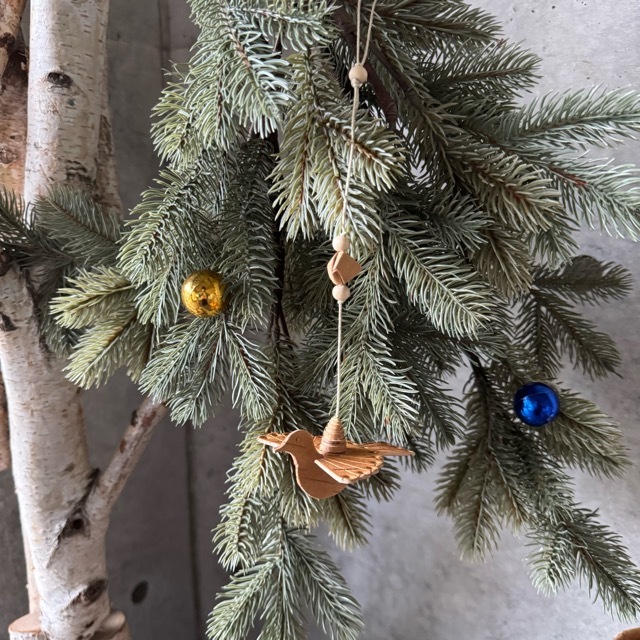 白樺の鳥 ベル付きオーナメント