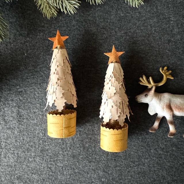 白樺　白のクリスマスツリー　小　ポット付き