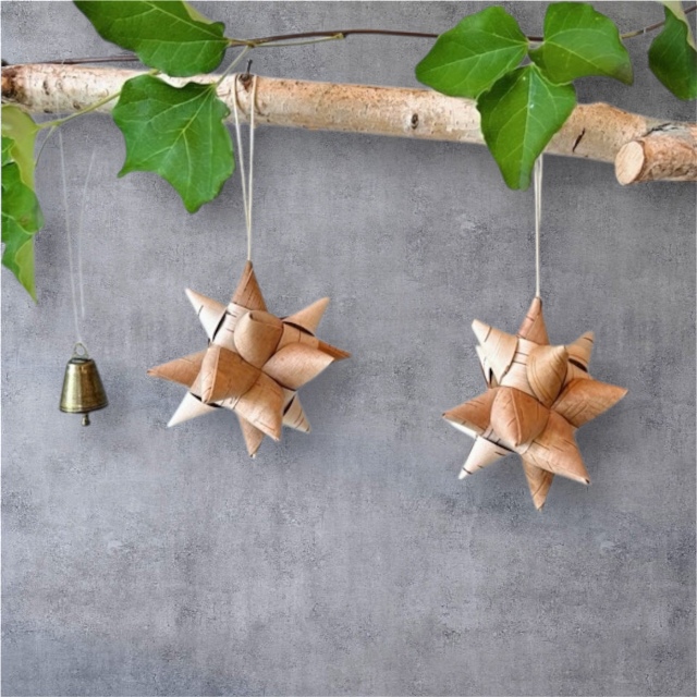 可愛らしい白樺のオーナメントなども多数入荷いたしました