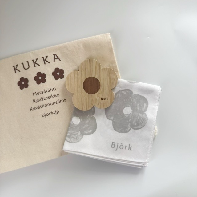 巾着付きギフトセットA（手鏡せん・KUKKAハンカチ）