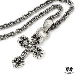クロムハーツフィリグリークロスペンダントXSwithベイル(ネックレス  