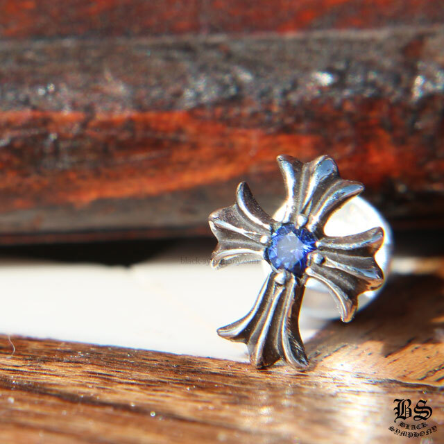 クロムハーツCHクロススタッドピアスwithブルーサファイア（ピアス  