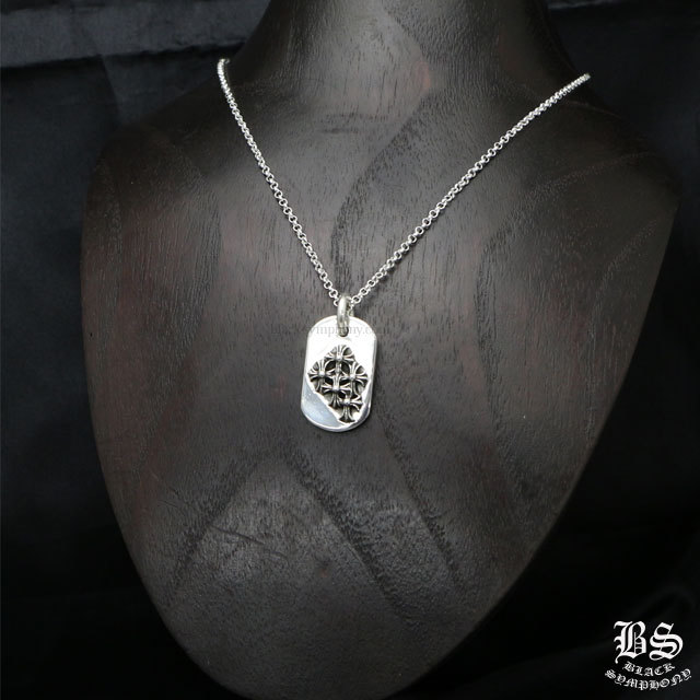 クロムハーツレイズドセメタリークロスドッグタグ(スモール)|クロム  