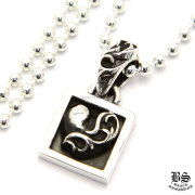 クロムハーツ フレームドハートチャーム