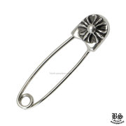 safety-pin-chplus-small-640-3.