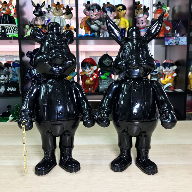 Frank Kozik x BlackBook Toy:Piggums, Lil Alex, Dim Ninja edition Frank Kozik x BlackBook Toy:Piggums, Lil Alex, Dim Ninja edition