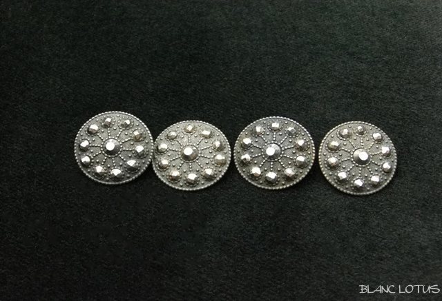 アンティーク　カットスティールボタン　ブラック　4個組