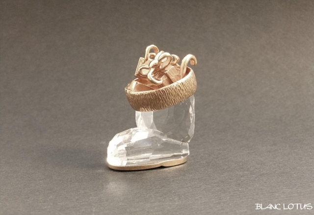 ヴィンテージ　クリスタルのクリスマスブーツ