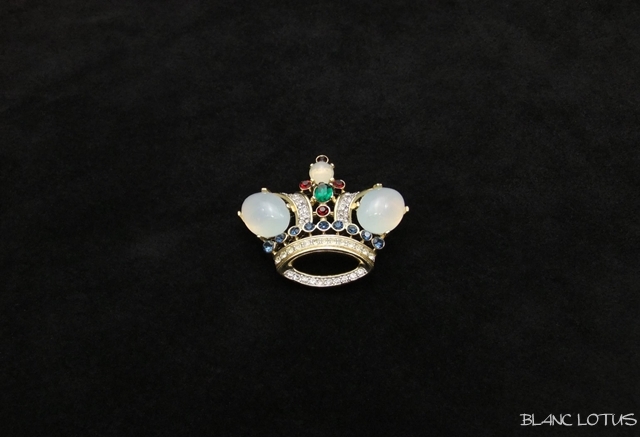 Trifari（トリファリ）　王冠のブローチ