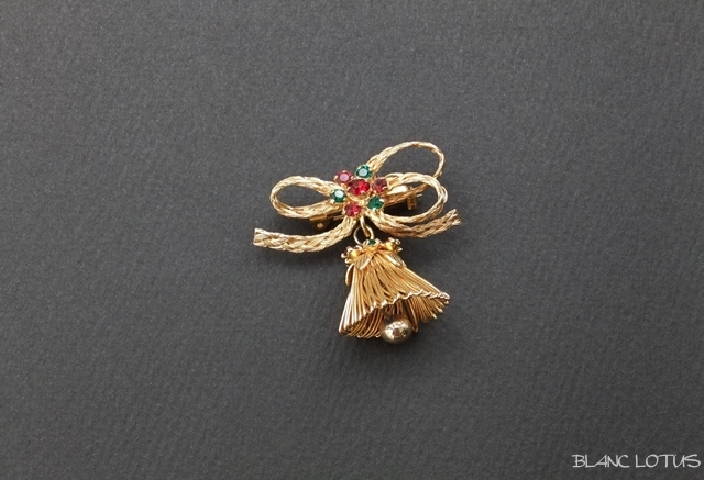 ヴィンテージブローチ　クリスマスオーナメント　ベル