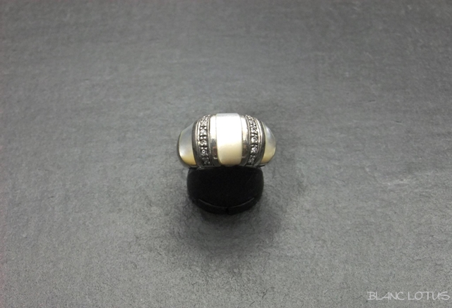 マザーオブパールのシルバーリング