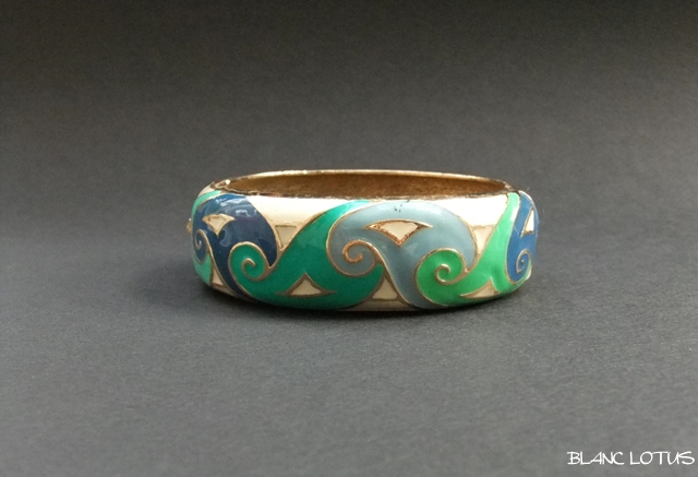 ヴィンテージ　エナメルのブレスレット