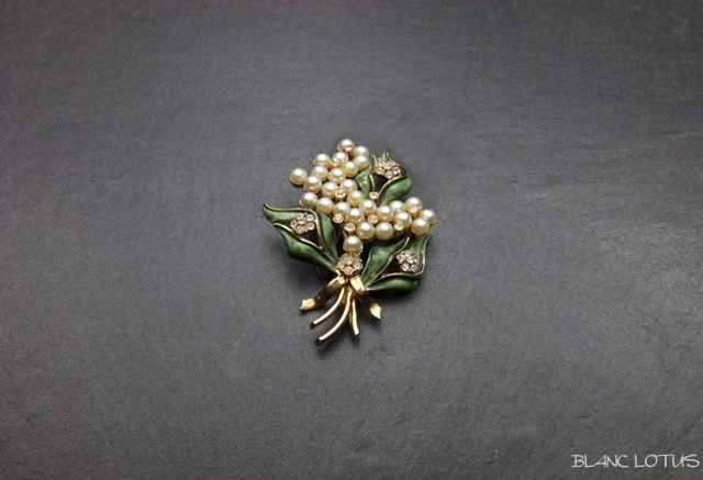 Coro　ヴィンテージブローチ　スズランのブーケ