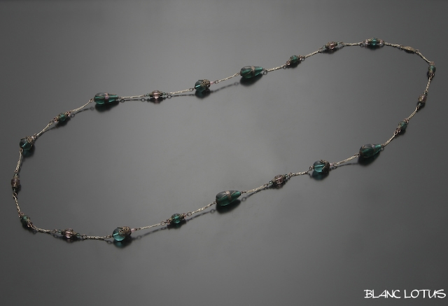 ヴェネチアングラスのネックレス　グリーン