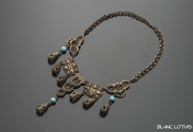 チェコ　オープンワークのネックレス