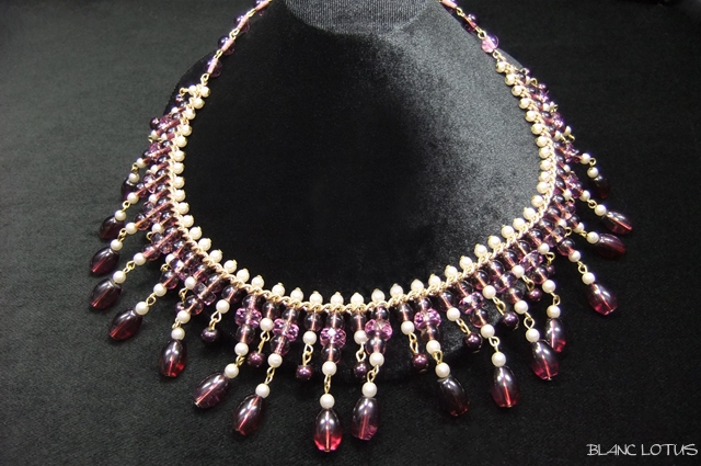 アールデコスタイルのビーズネックレス