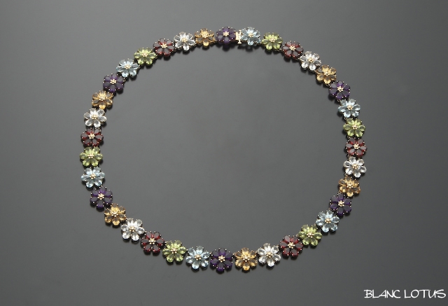 ジェムストーンのフラワーネックレス　14K